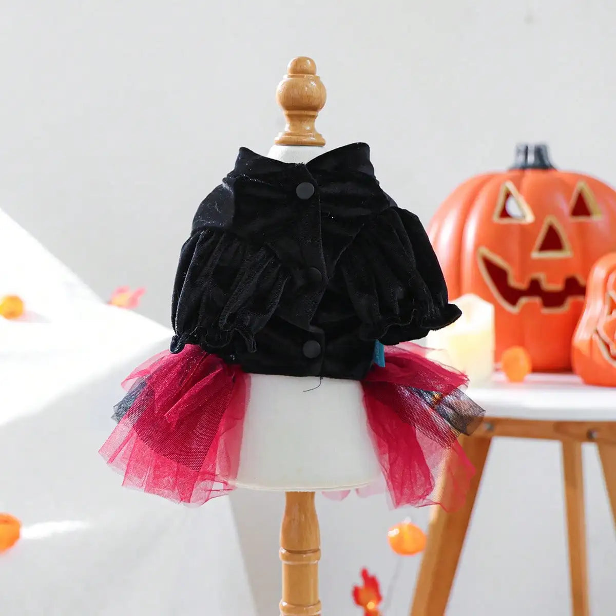 Stylish Tulle Pet Halloween Dress With Skull Bow Pattern